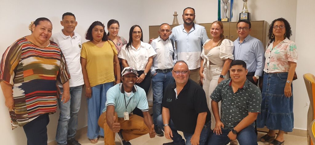 La reunieron se llevó a cabo en la sala de juntas de la Caja de Compensación Familiar de Sucre (Comfasucre).