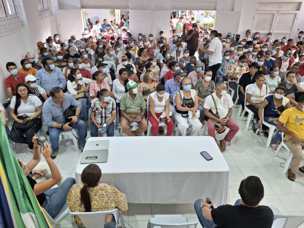 El director de Crecimiento de la fintech Monet, Juan Pablo Salazar, precisó que “cualquier persona que tenga una cuenta bancaria o una billetera digital puede acceder a un microcrédito con Monet para solventar sus imprevistos del día a día.