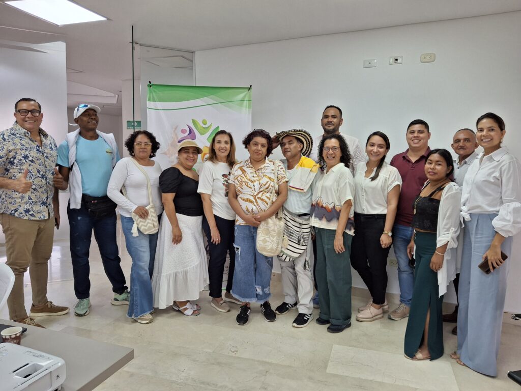 Veinte organizaciones, entre operadores de servicios turísticos y asociaciones que trabajan en la línea del turismo de naturaleza, procedentes de Toluviejo, Chalán, Colosó, San Onofre y Sincelejo, participaron en el Taller de Planeación Estratégica para la conformación del primer Clúster de Turismo de Naturaleza.