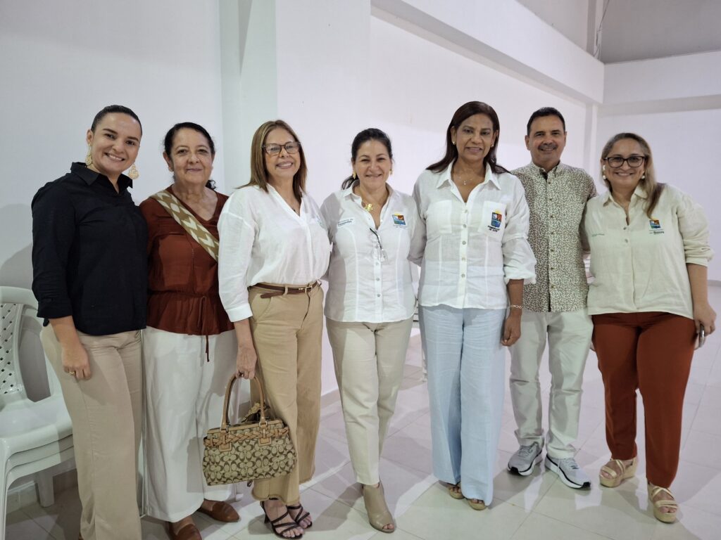 La actividad, que se efectuó en el auditorio de la Cámara de Comercio de Sincelejo, la lideraron la gobernadora de Sucre, Lucy García, y el gerente de la Región Administrativa de Planificación (RAP) del Caribe, Jesús Pérez Benito-Revollo.