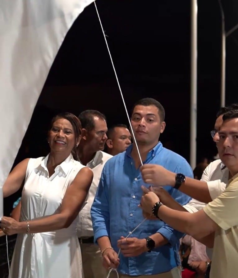 Por invitación de la gobernadora de Sucre, Lucy García, la Comisión Regional de Competitividad e Innovación de Sucre participó en un día histórico para los habitantes del municipio de Sucre: la inauguración del Malecón de Macondo, una obra que conecta las obras del nobel Gabriel García Márquez con sus vivencias en la Mojana.