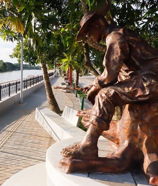 monumento a Gabriel García Márquez